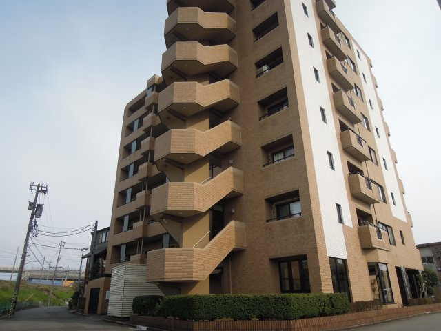 アパガーデンコート松本の外観