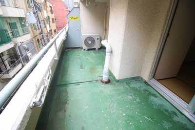 【バルコニー】 | グランドシャトー板宿