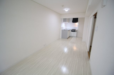 【居間・リビング】 | グランドシャトー板宿