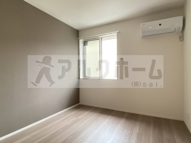 Famille八尾東の洋室