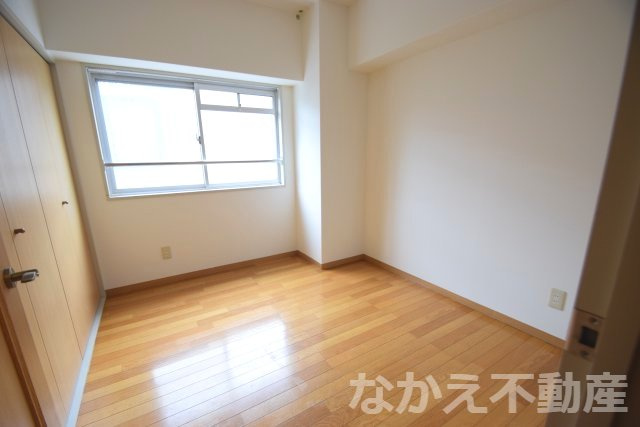 【洋室】 | 個人の部屋や寝室として使える洋室です