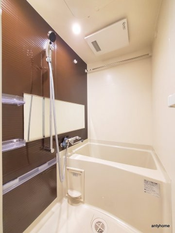 ファーストフィオーレNAMBAクレシア　仲介手数料無料の浴室