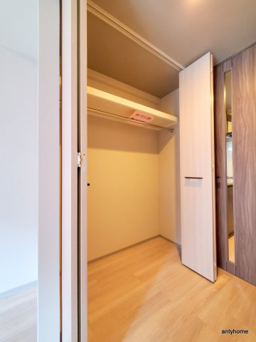 ファーストフィオーレNAMBAクレシア　仲介手数料無料の収納