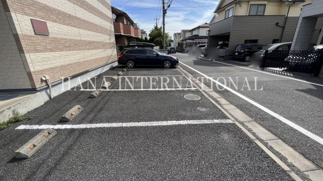 ＪＵＮＥの駐車場