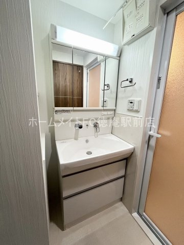 Blom Court（ブロムコート）の独立洗面台