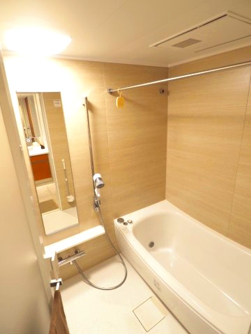 海まで2分！「グランシティユーロリゾート葉山南」2階の浴室|風呂