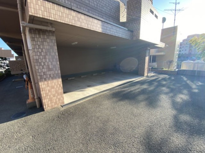 【駐車場】 | ラルジュ刀根山