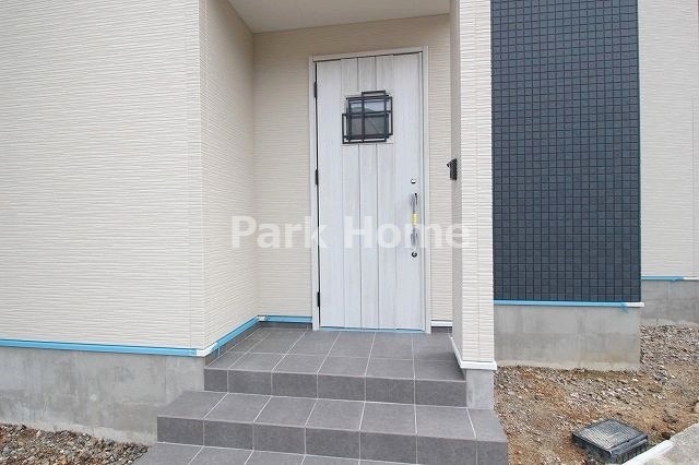 いの町枝川　戸建ての玄関