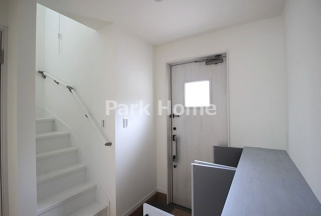 いの町枝川　戸建ての玄関