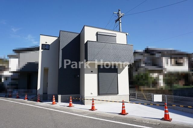 いの町枝川　戸建ての前面道路含む現地写真