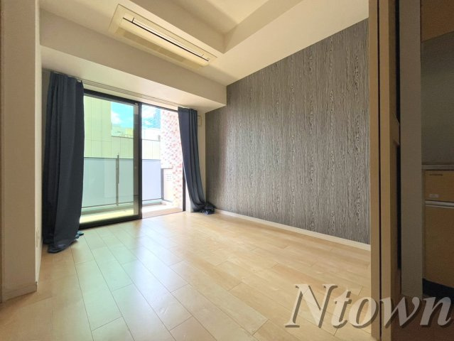 【居間・リビング】 | さくらHills NISHIKI Platinum Residence | こちらのリビングで趣味の時間をお楽しみください