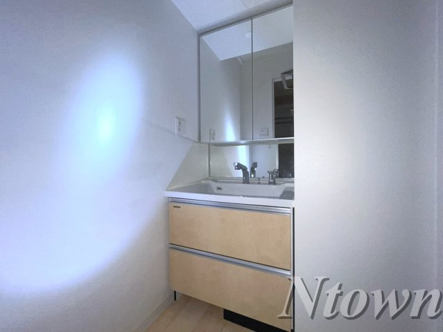 【独立洗面台】 | さくらHills NISHIKI Platinum Residence | 使いやすい独立洗面台です
