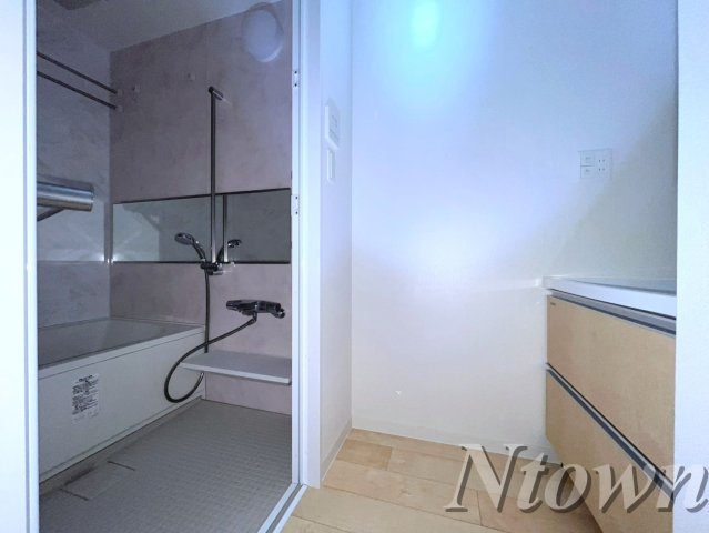 【洗面所】 | さくらHills NISHIKI Platinum Residence | 広い洗面スペース
