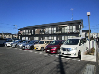【駐車場】