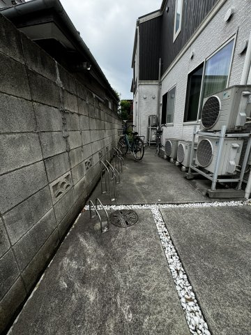 ＯＲＡＮＧＥの駐車場|居住者専用駐輪場があります。