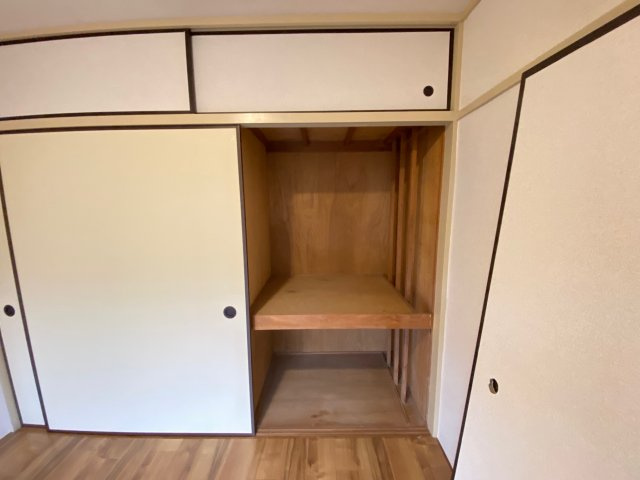 ヴィラナリー千代田9号棟の収納