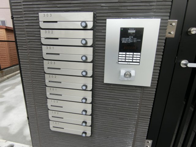 【エントランス】 | ラウレア浜寺