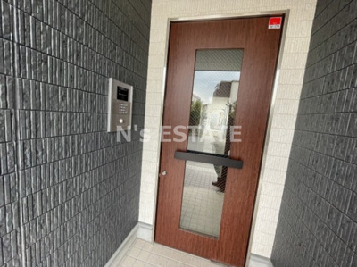 【エントランス】 | リブリスカイブルーライズ