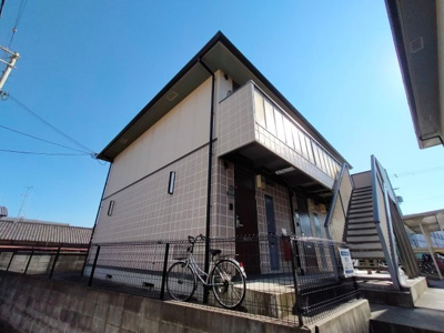 【外観】 | グランシャリオＢ