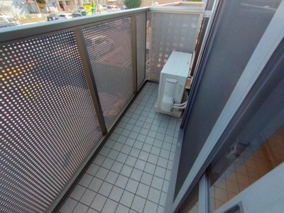  | グランシャリオＢ