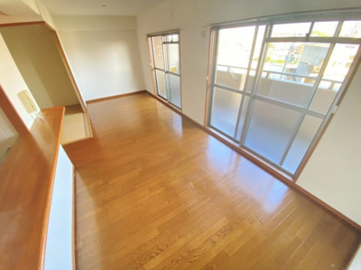 【居間・リビング】 | ボヌール千里中央弐番館