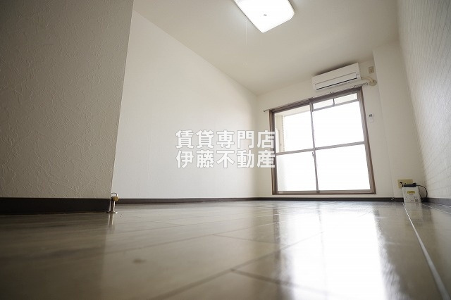 プリムローズマンションの洋室