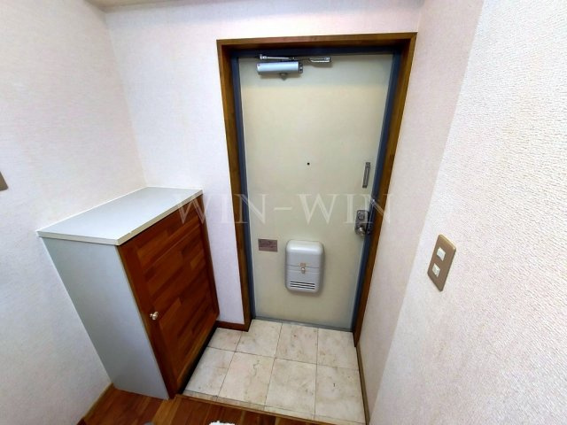 ユトリロジョイの玄関|イメージ（同建物内別部屋の写真です）