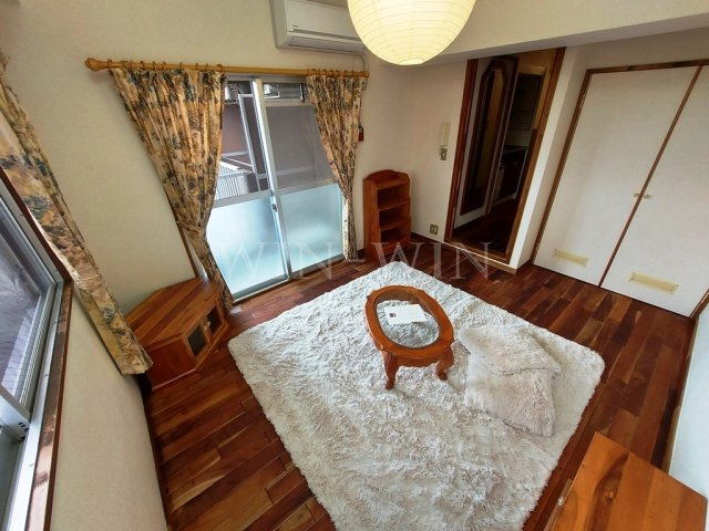 ユトリロジョイの居間・リビング|イメージ（同建物内別部屋の写真です）