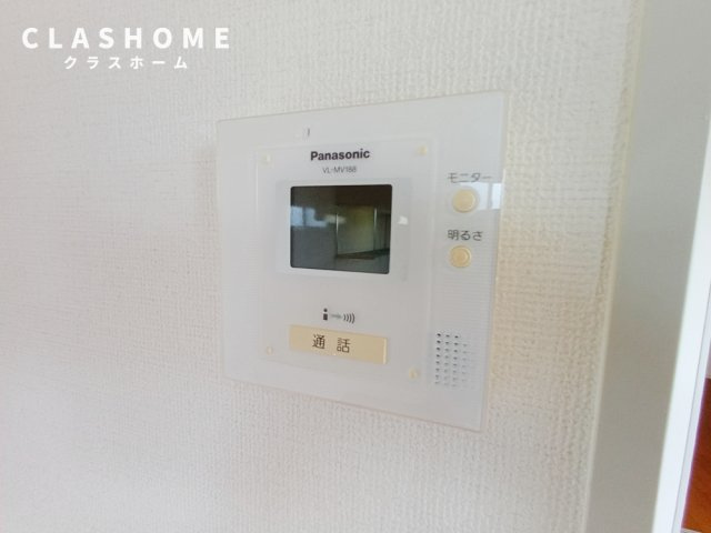 レザン長根　Ｂ　　刈谷市近郊の賃貸はクラスホーム刈谷店のセキュリティ|同物件の別部屋になります。