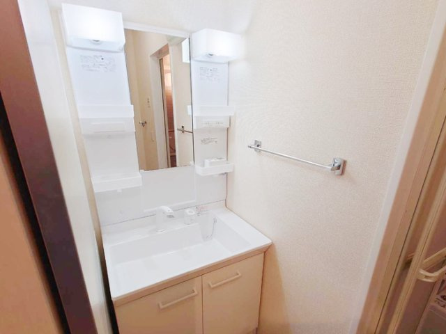 ファミリーメイト矢田 B棟の洗面所