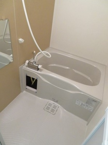 フジパレス放出Ⅵ番館の浴室