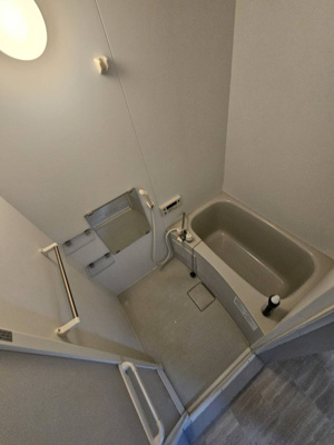 【浴室】 | 新大阪ＫＩＤビル | お風呂トイレ別なのでゆっくり寛げます