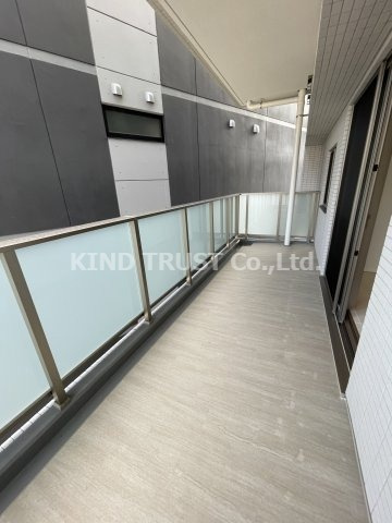 ベネチア天満橋のバルコニー|落ち着いた時間を過ごせるバルコニーです