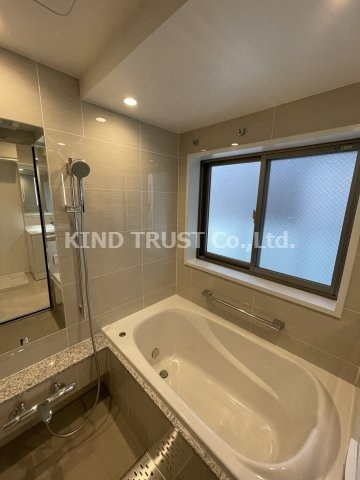 ベネチア天満橋の浴室|ゆったり過ごせるお風呂です