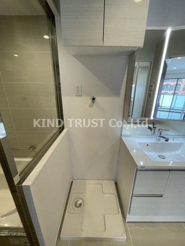 ベネチア天満橋の洗面所|広い洗面スペース