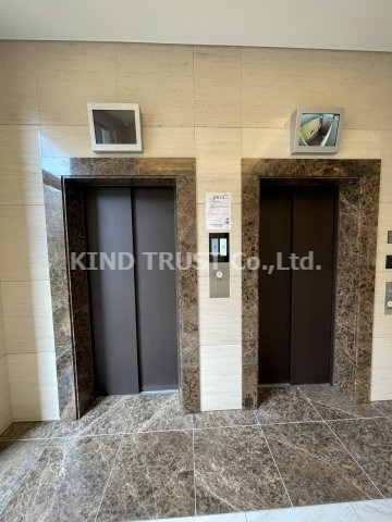 ベネチア天満橋のロビー|清潔なロビーです