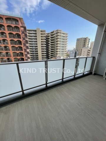 ベネチア天満橋のバルコニー|開放的で明るい空間を演出してくれるバルコニーです