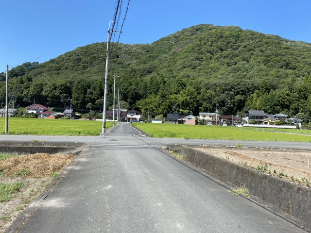 たつの市新宮町上笹／売土地の前面道路含む現地写真|【現況写真】