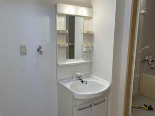 【洗面所】 | アン・セリジェ