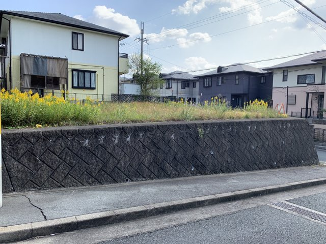 揖保郡太子町黒岡／売土地の前面道路含む現地写真|【現況写真】