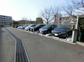 【駐車場】 | 機械式駐車場です。