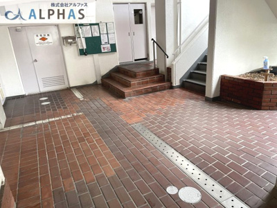 【エントランス】 | シャトー貴崎 | エントランス♪