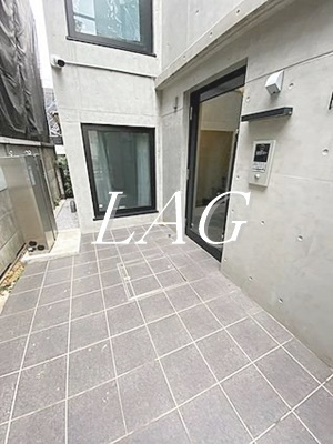 【エントランス】 | ＣＯＣＯＦＬＡＴ幡ヶ谷 |  エントランスです。