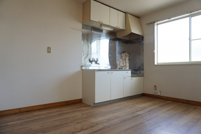 【居間・リビング】 | フラワーハイツ