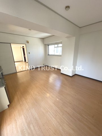 リアライズ中之島の居間・リビング|おしゃれなリビングです