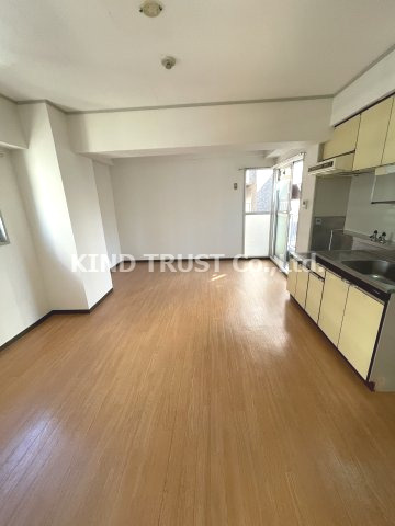 リアライズ中之島の居間・リビング|おしゃれな居間です