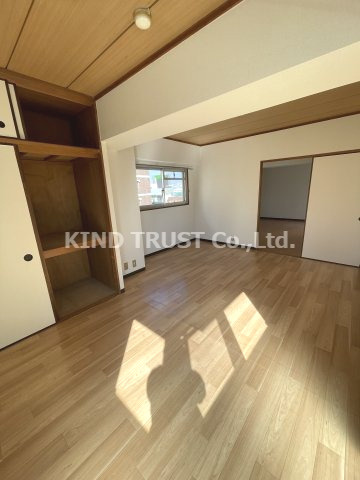 リアライズ中之島の居間・リビング|ゆったり過ごせるリビングです