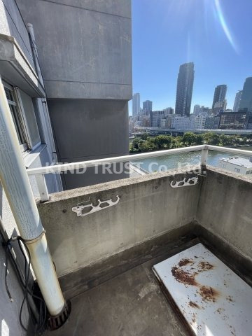 リアライズ中之島のバルコニー|陽当たり良好なバルコニーです