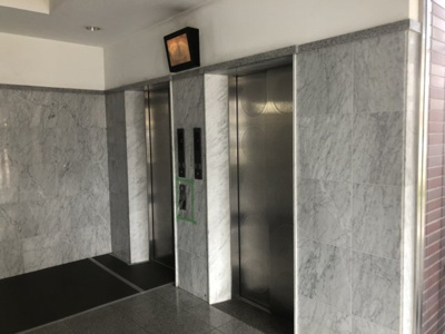 【ロビー】 | サンライフ中津口 | エレベーター2基