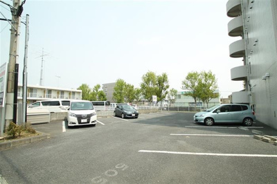 【駐車場】 | ヴィラージュ千現